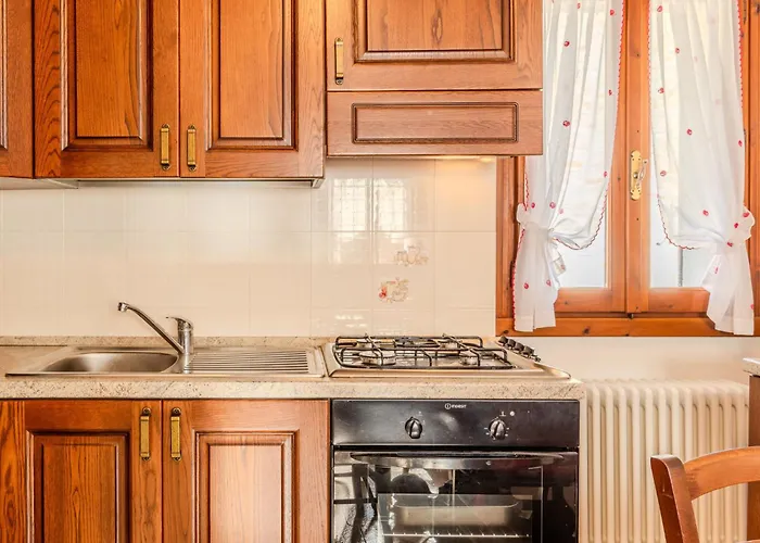 House-1 By Interhome Daire